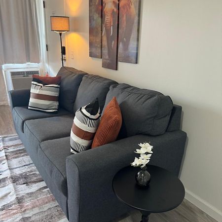 1414- Heart Of Waikiki With Kitchen - Free Parking - City View Гонолулу Экстерьер фото